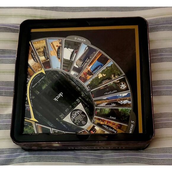 NEW TWILIGHT NEW MOON BOARD GAME - Picture 2 of 6